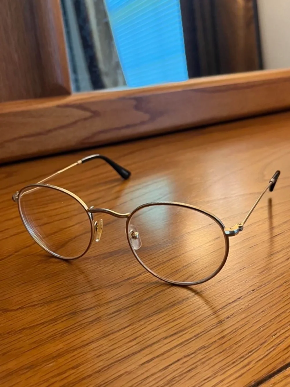 Vintage style round gold glasses frames
